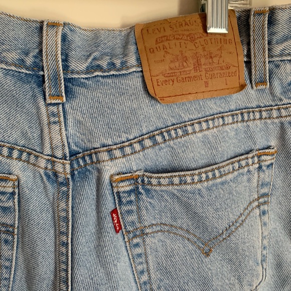 LEVI’S Vintage Hi-Rise Denim Jean Shorts 478 - Picture 5 of 7